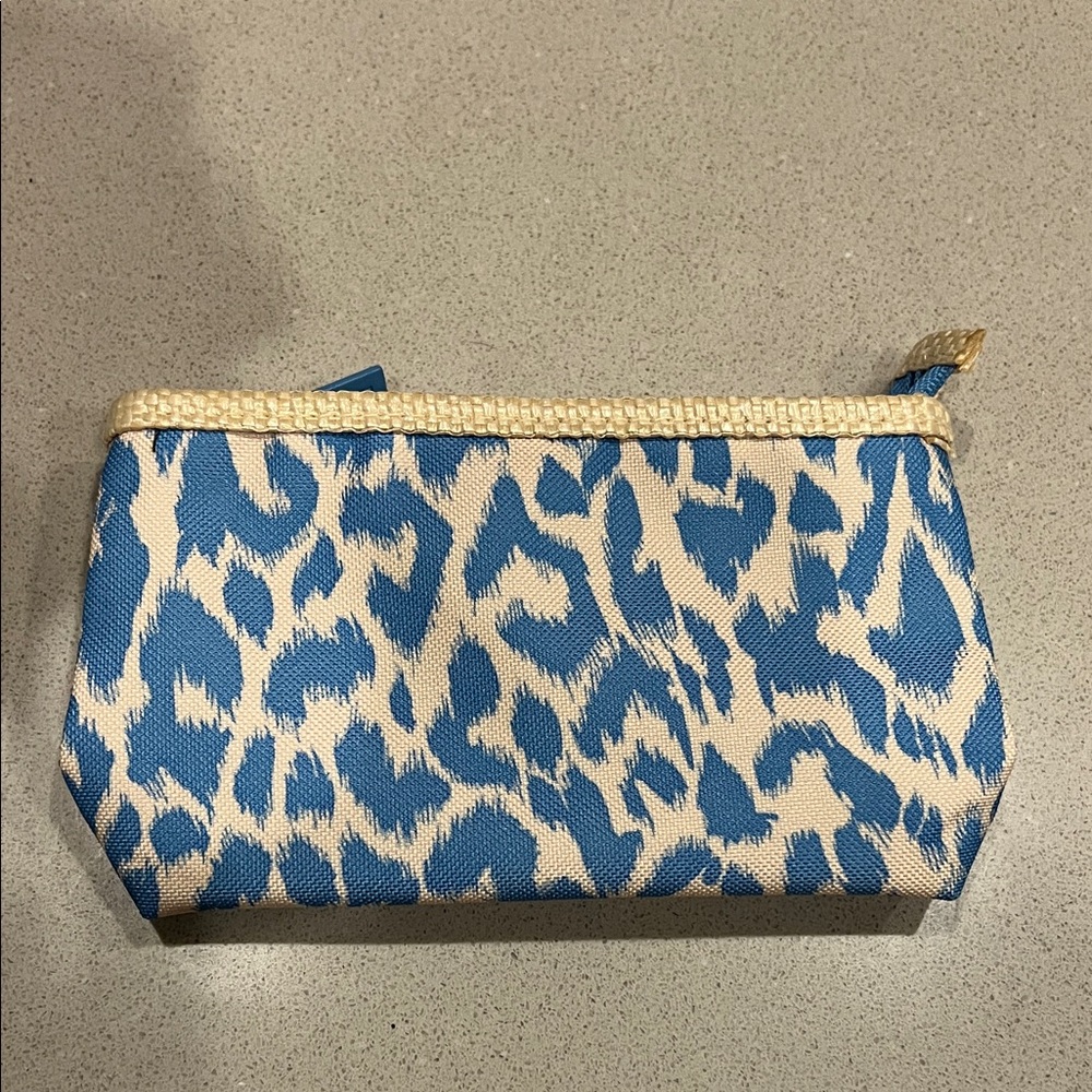 Estée Lauder Makeup Pouch